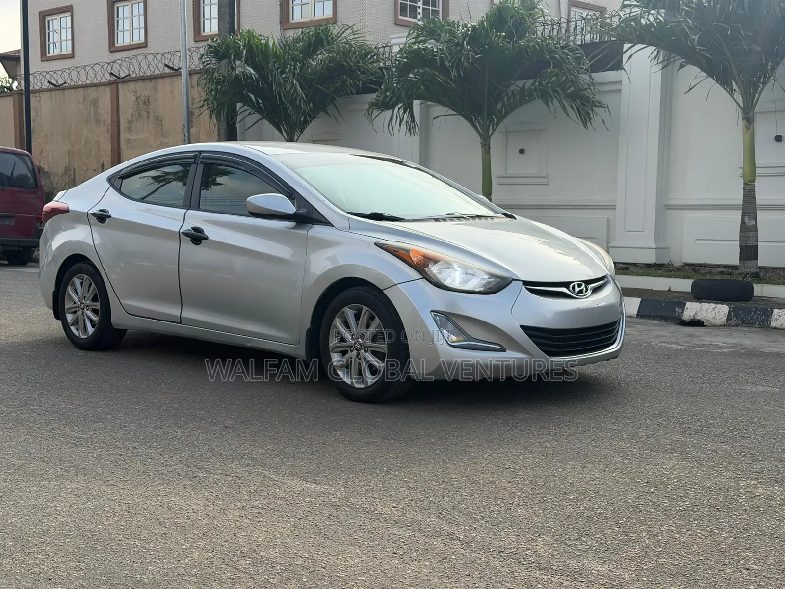 Hyundai Elantra 2015 Silver