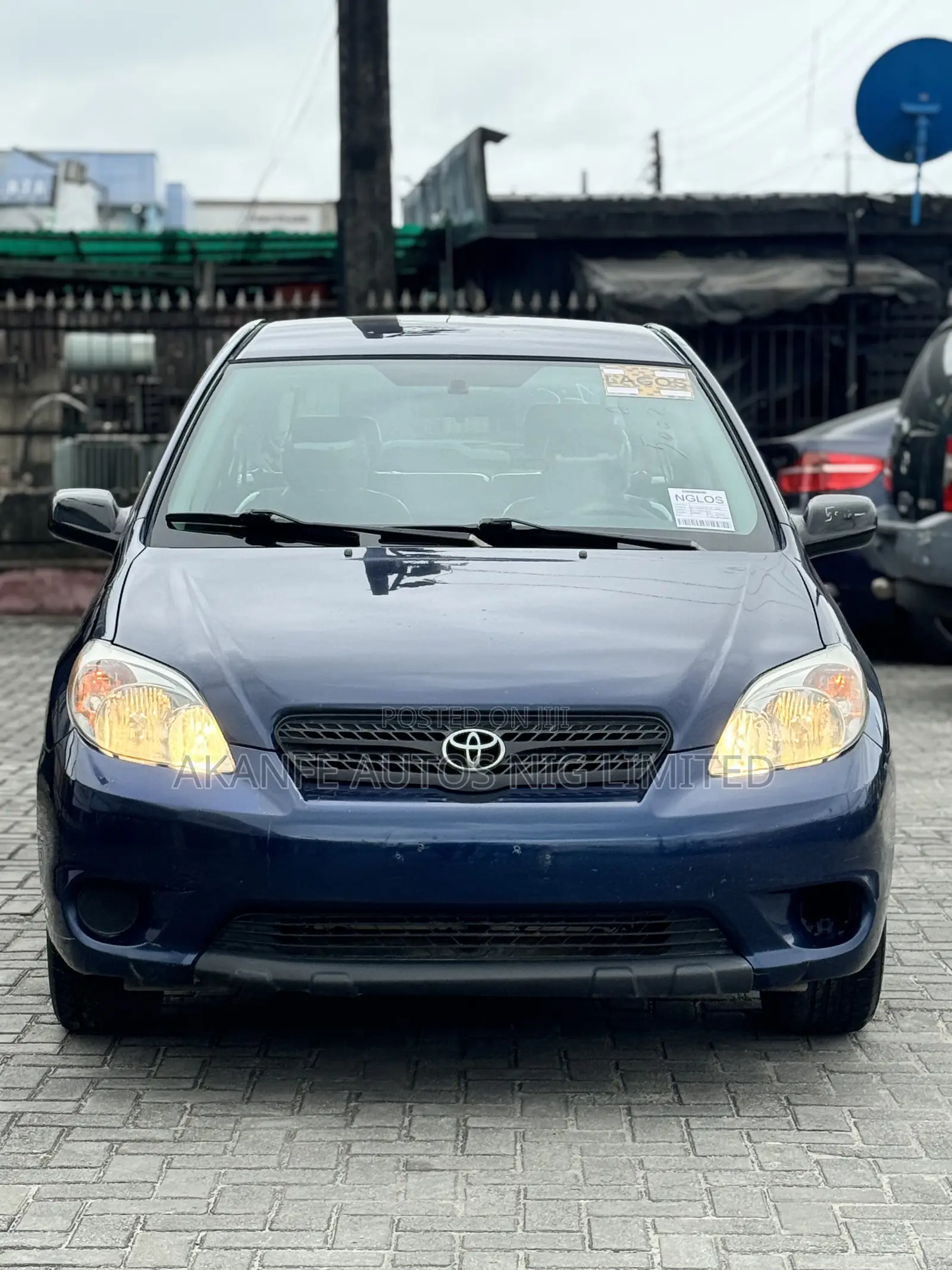 Toyota Matrix Hatchback FWD (1.8L 4cyl 5M) 2007 Blue