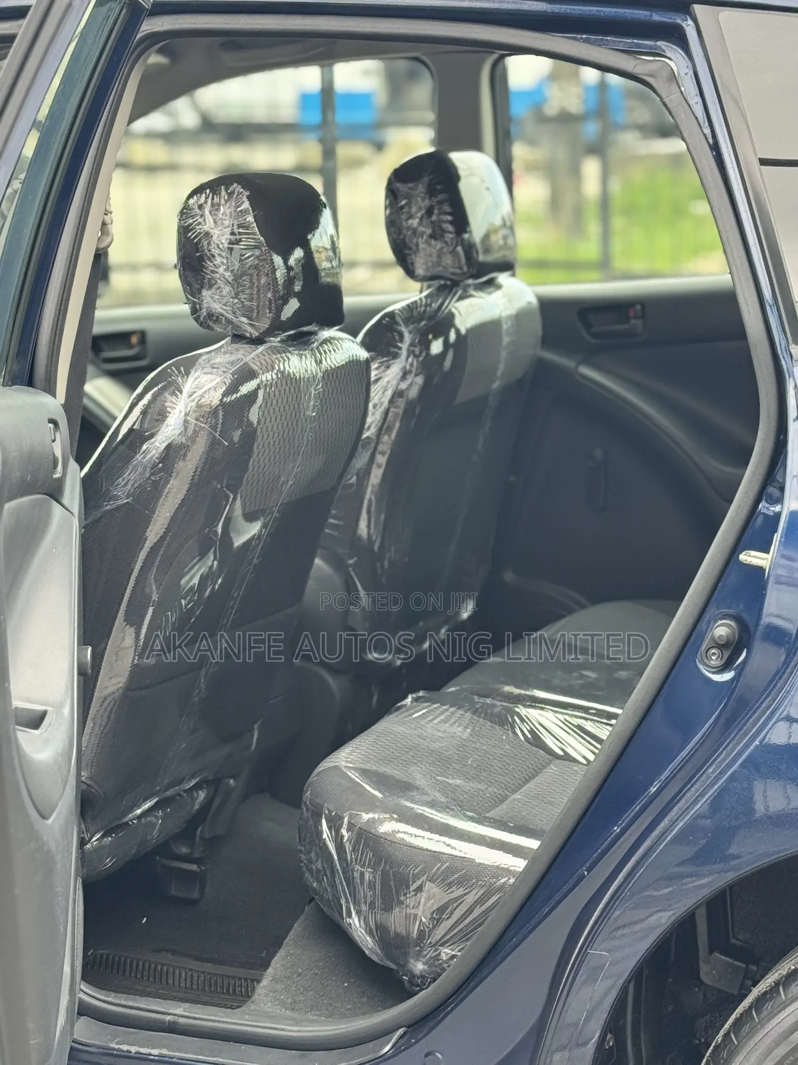 Toyota Matrix Hatchback FWD (1.8L 4cyl 5M) 2007 Blue