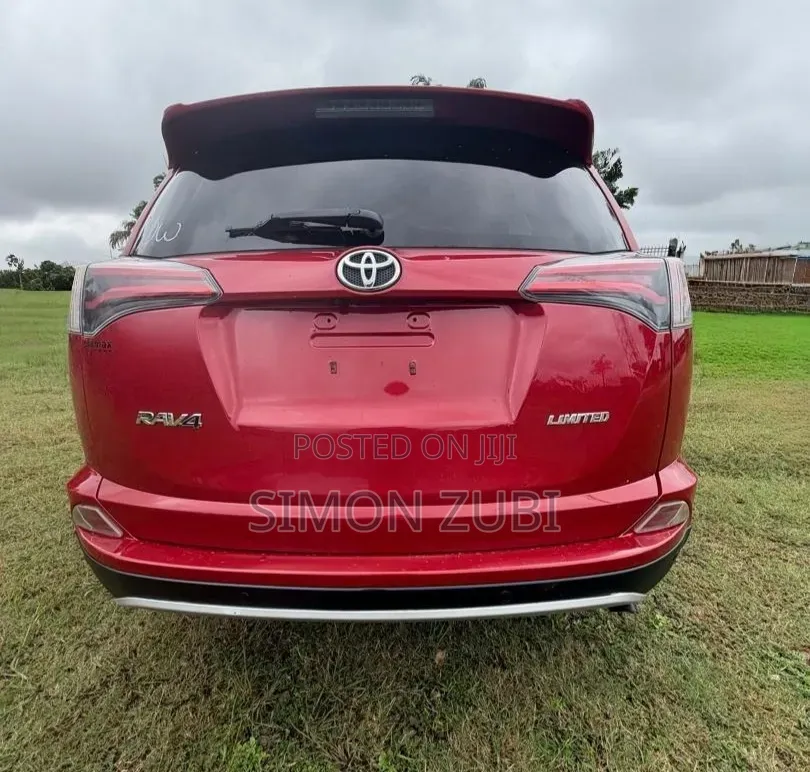 Toyota RAV4 2016 Red