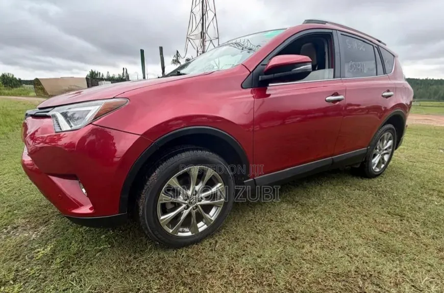 Toyota RAV4 2016 Red