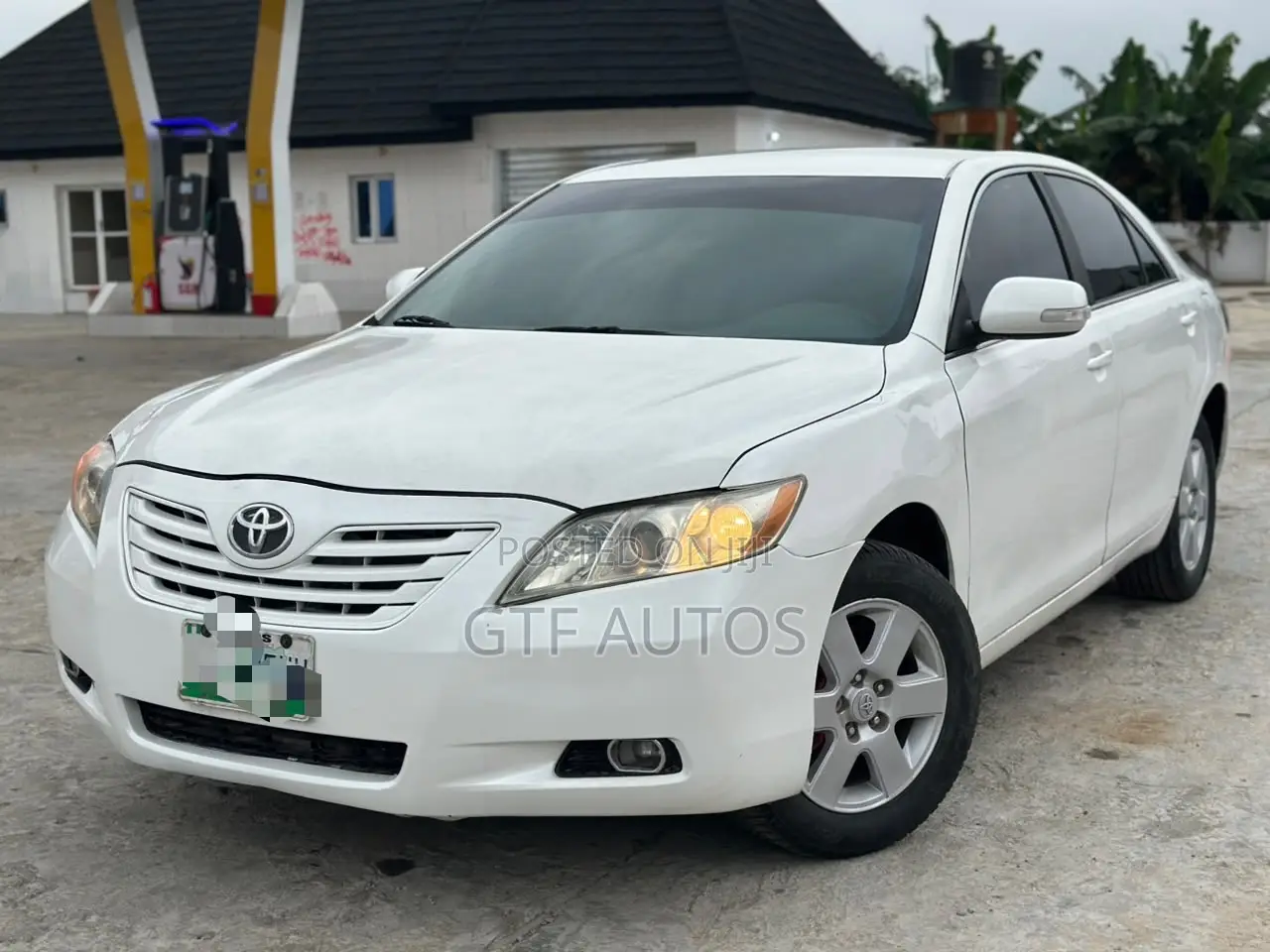 Toyota Camry LE 4dr Sedan (2.4L 4cyl 5A) 2008 White