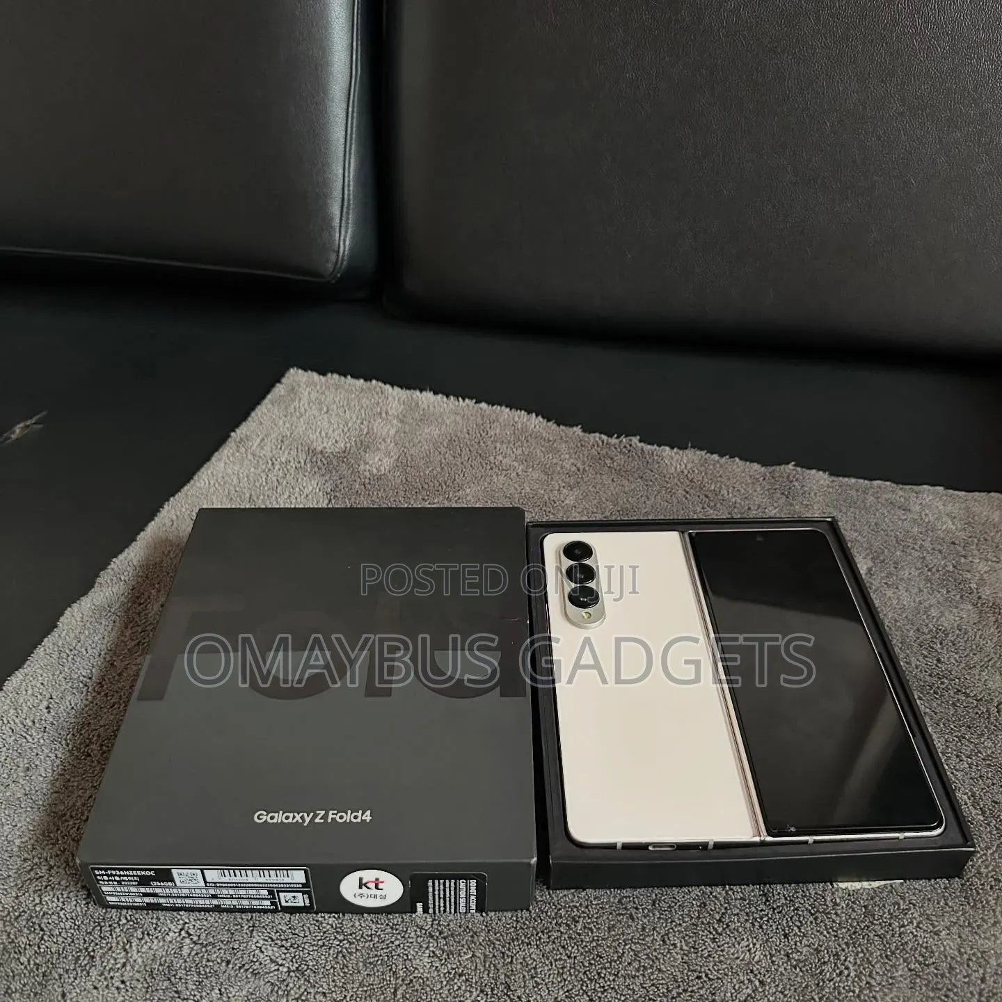 New Samsung Galaxy Z Fold4 256 GB Black