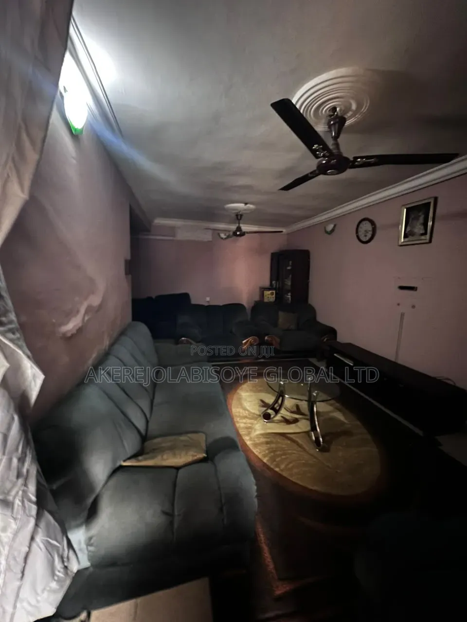 3bdrm Block of Flats in Wuse Zone Abuja for sale