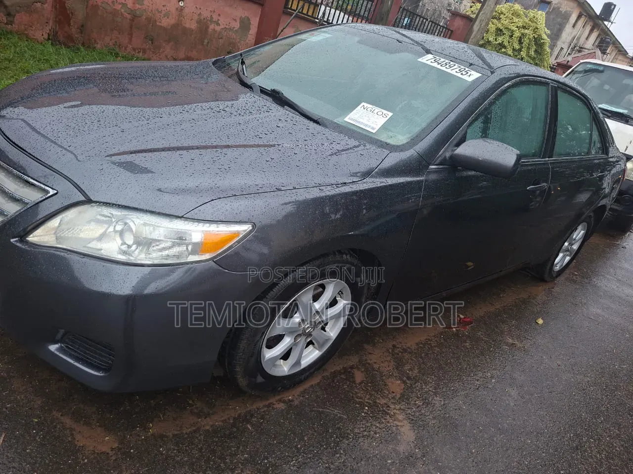 Toyota Camry LE V6 4dr Sedan (3.5L 6cyl 6A) 2011 Gray