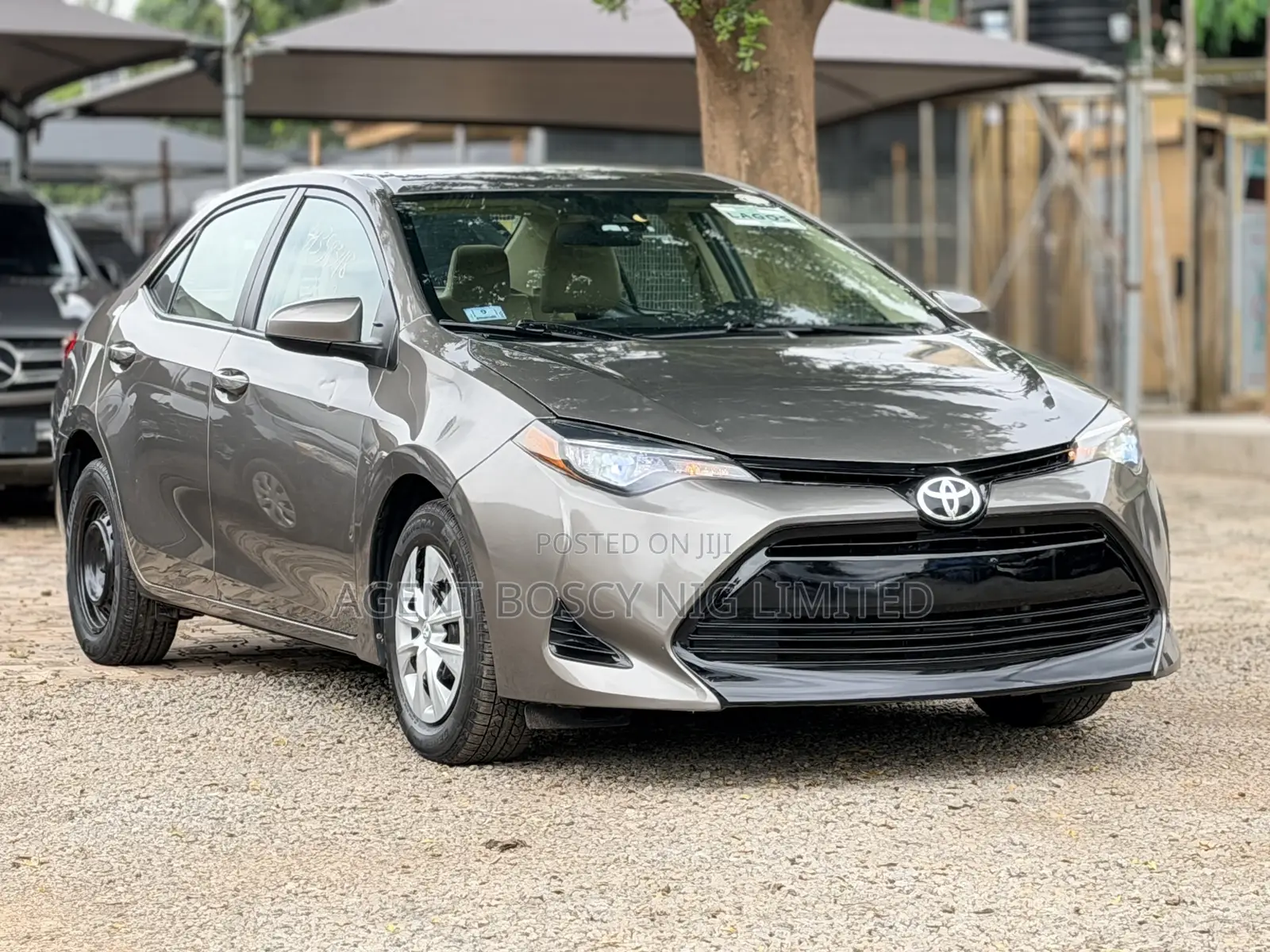 Toyota Corolla LE ECO 4dr Sedan (1.8L 4cyl CVT) 2017 Brown