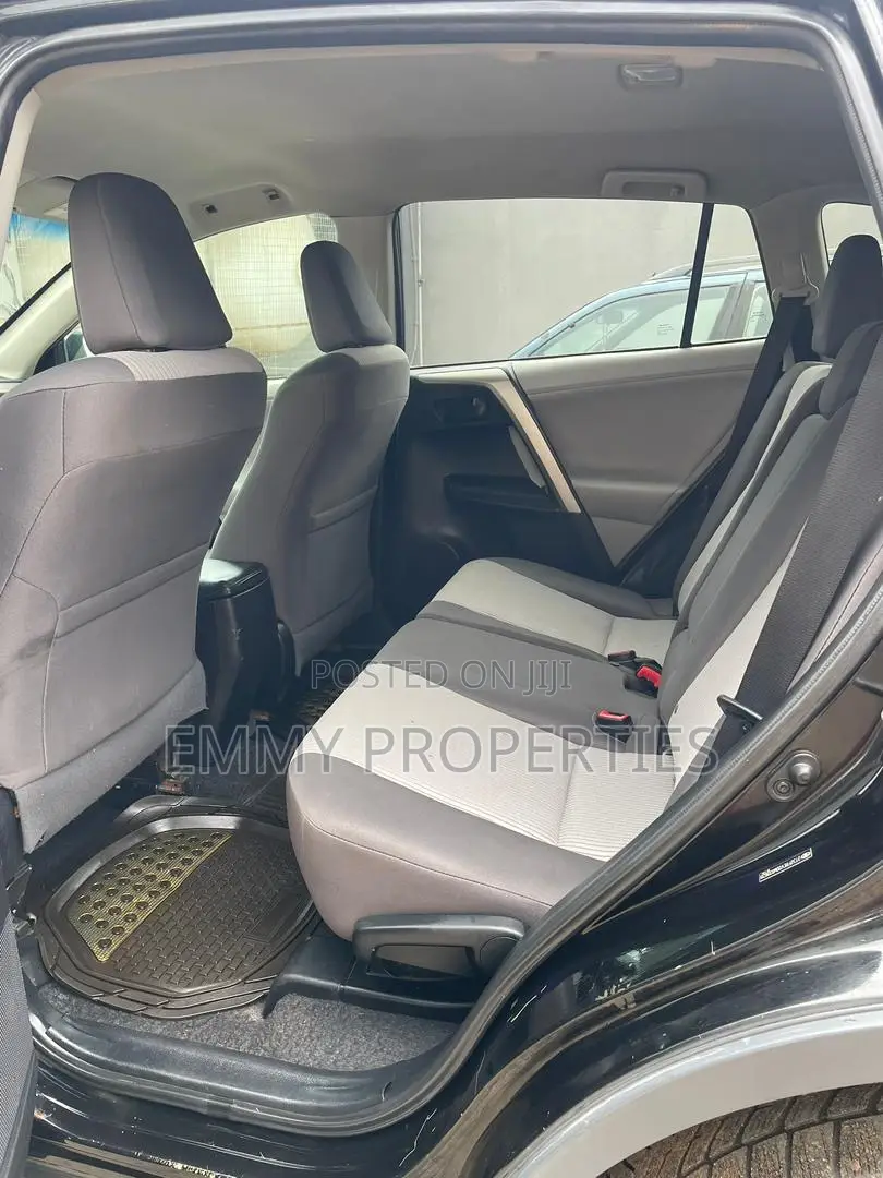 Toyota RAV4 XLE 4dr SUV (2.5L 4cyl 6A) 2015 Black