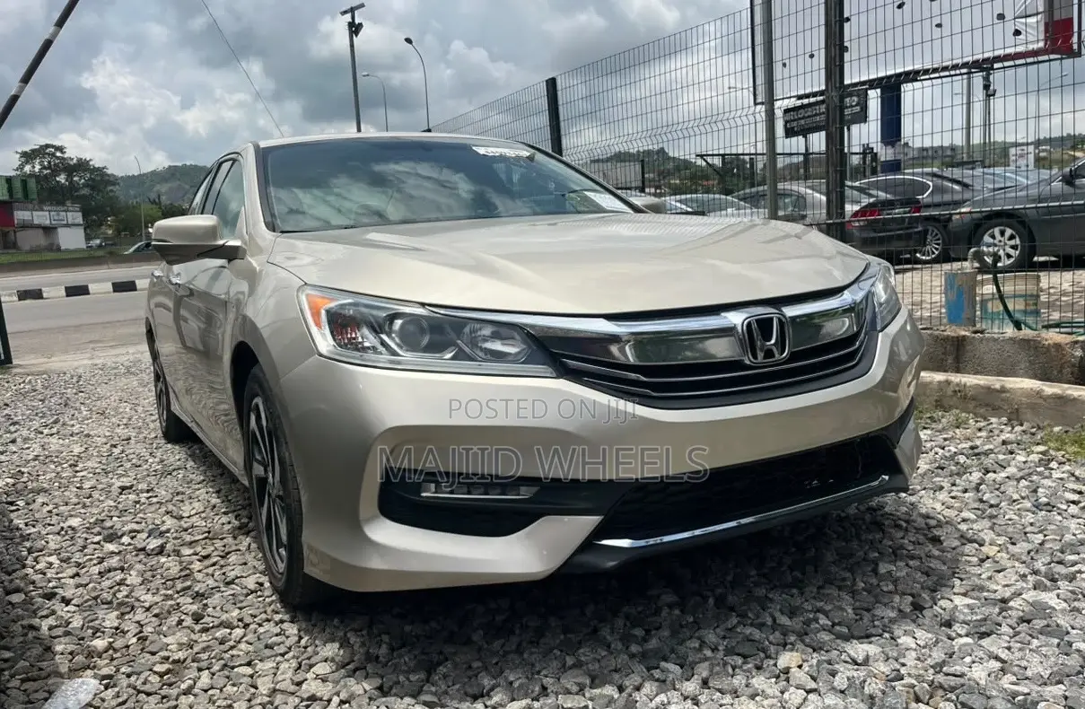 Honda Accord 2017 Gold