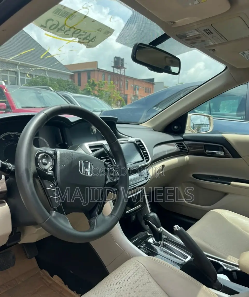 Honda Accord 2017 Gold