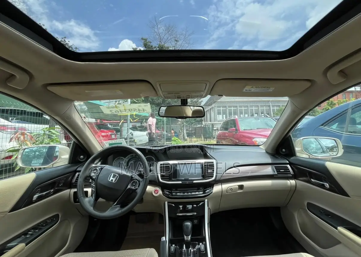 Honda Accord 2017 Gold