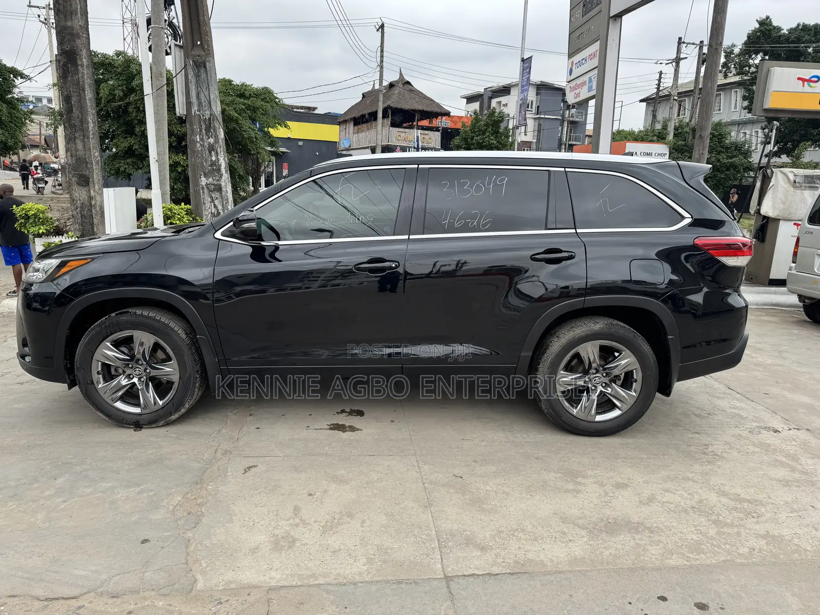 Toyota Highlander Limited Platinum 2019 Black
