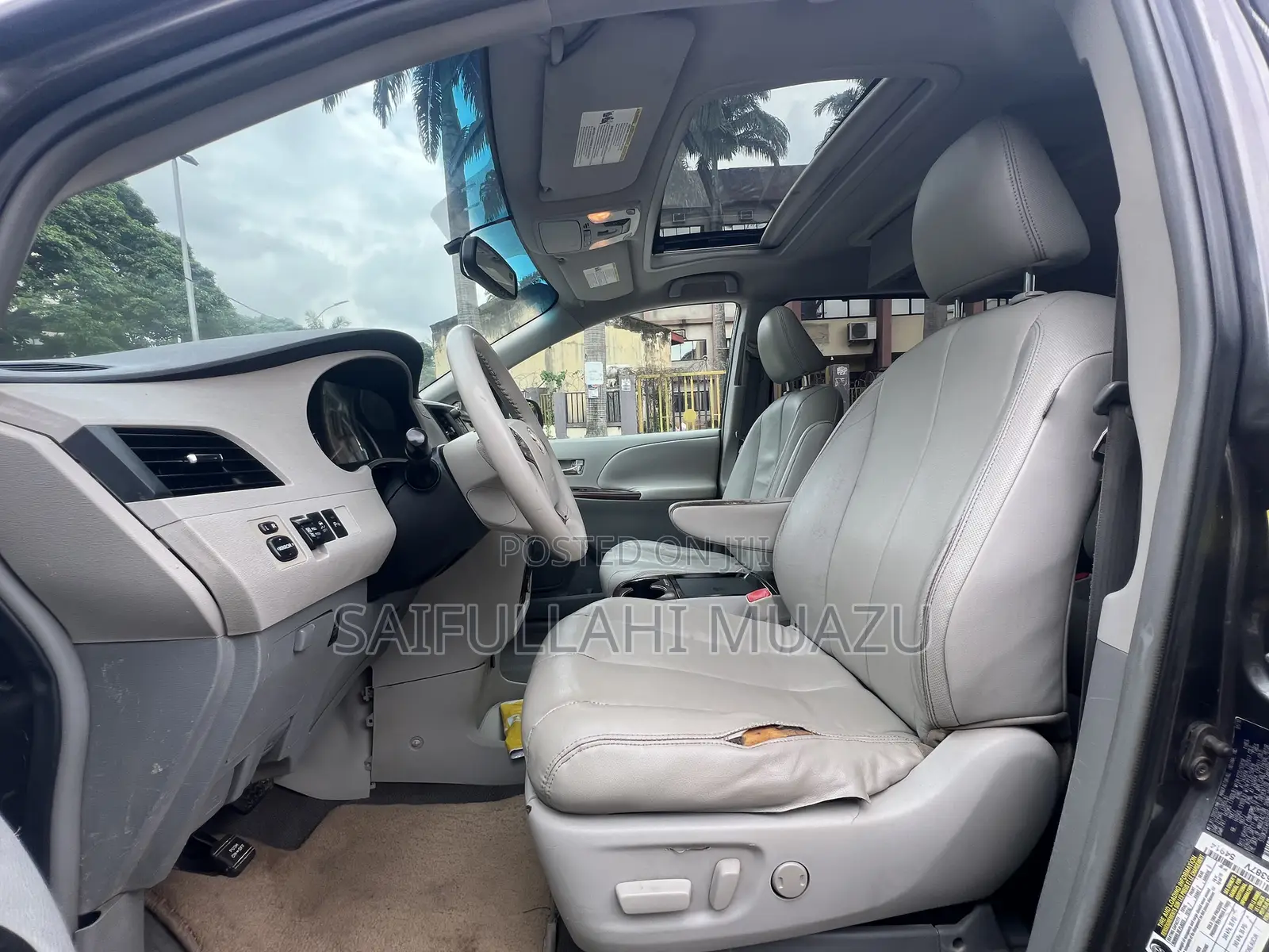 Toyota Sienna XLE 7 Passenger 2010 Silver