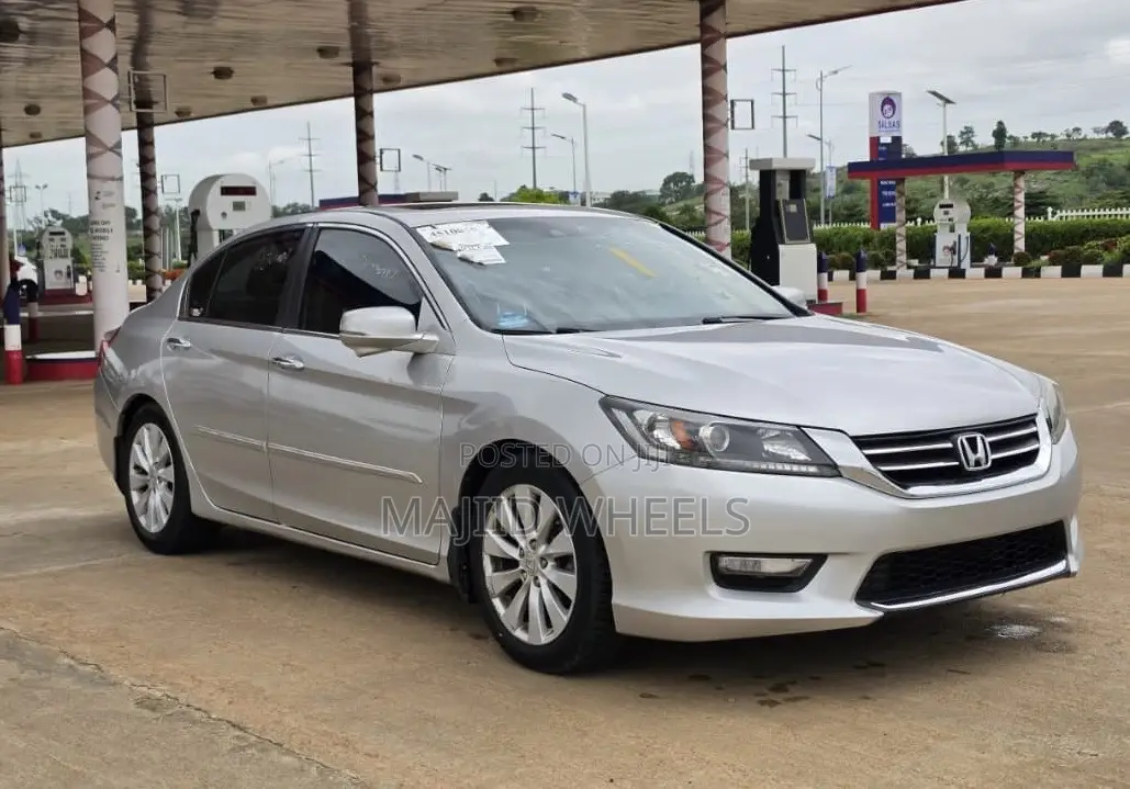 Honda Accord 2014 Silver
