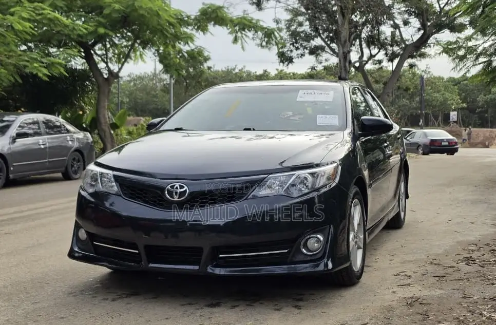 Toyota Camry 2013 Black