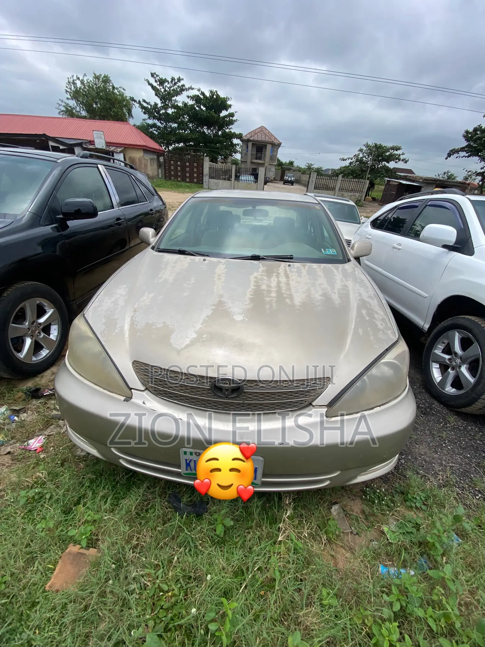 Toyota Camry SE V6 4dr Sedan (3.3L 6cyl 5A) 2004 Gold