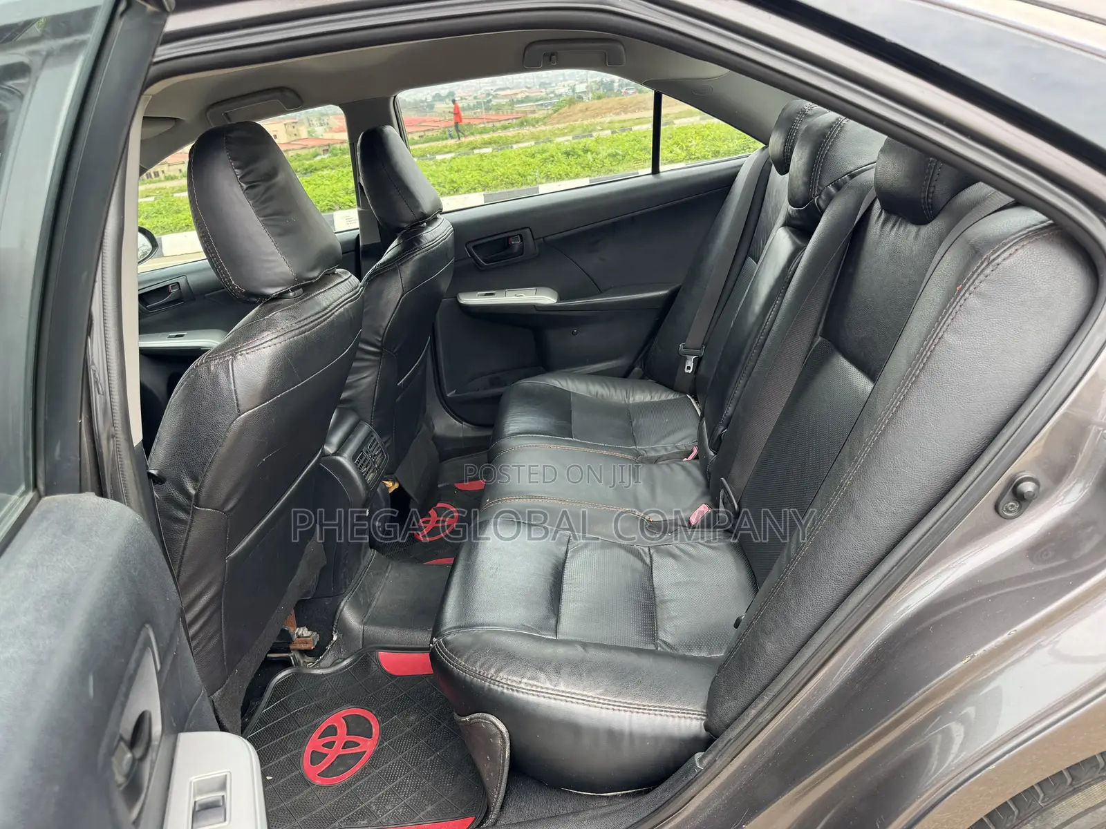 Toyota Camry XLE 4dr Sedan (2.5L 4cyl 6A) 2016 Gray