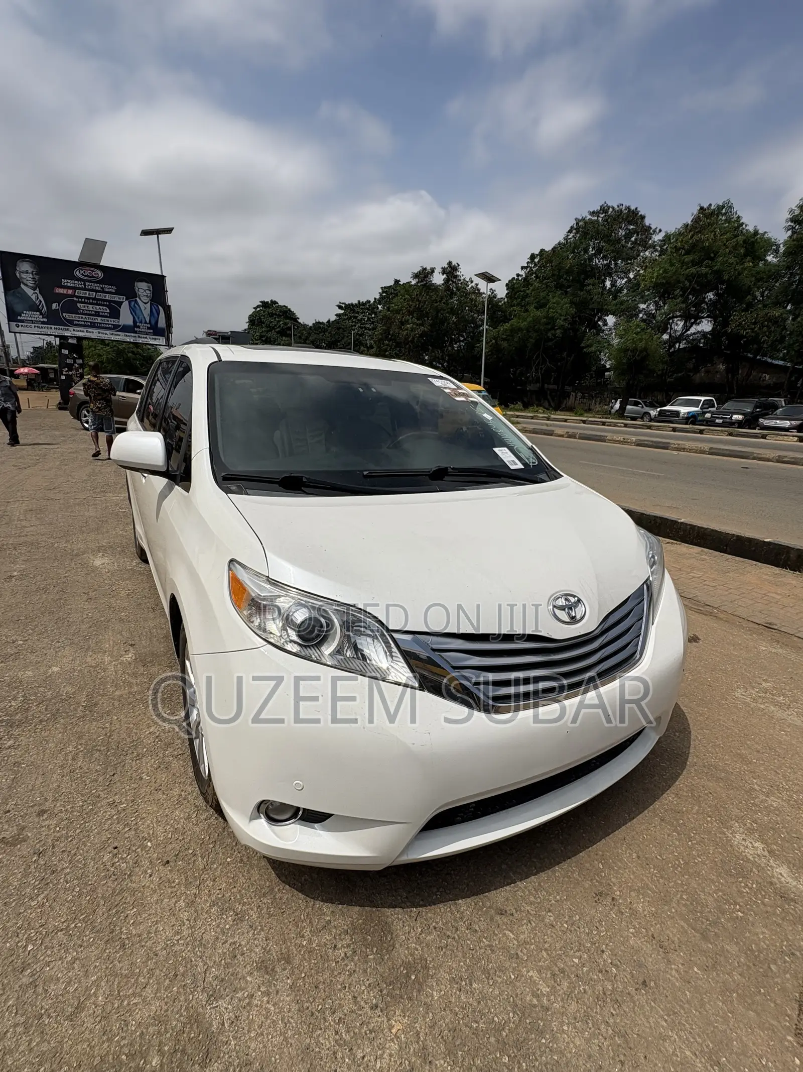 Toyota Sienna Limited 7 Passenger 2012 White