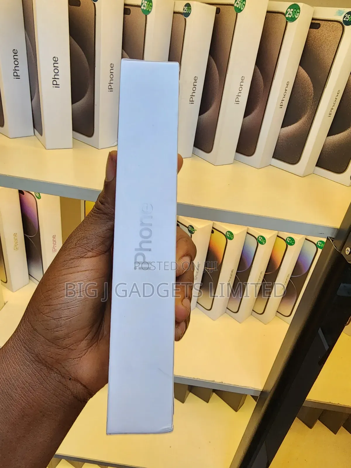 New Apple iPhone 16 Pro 256 GB