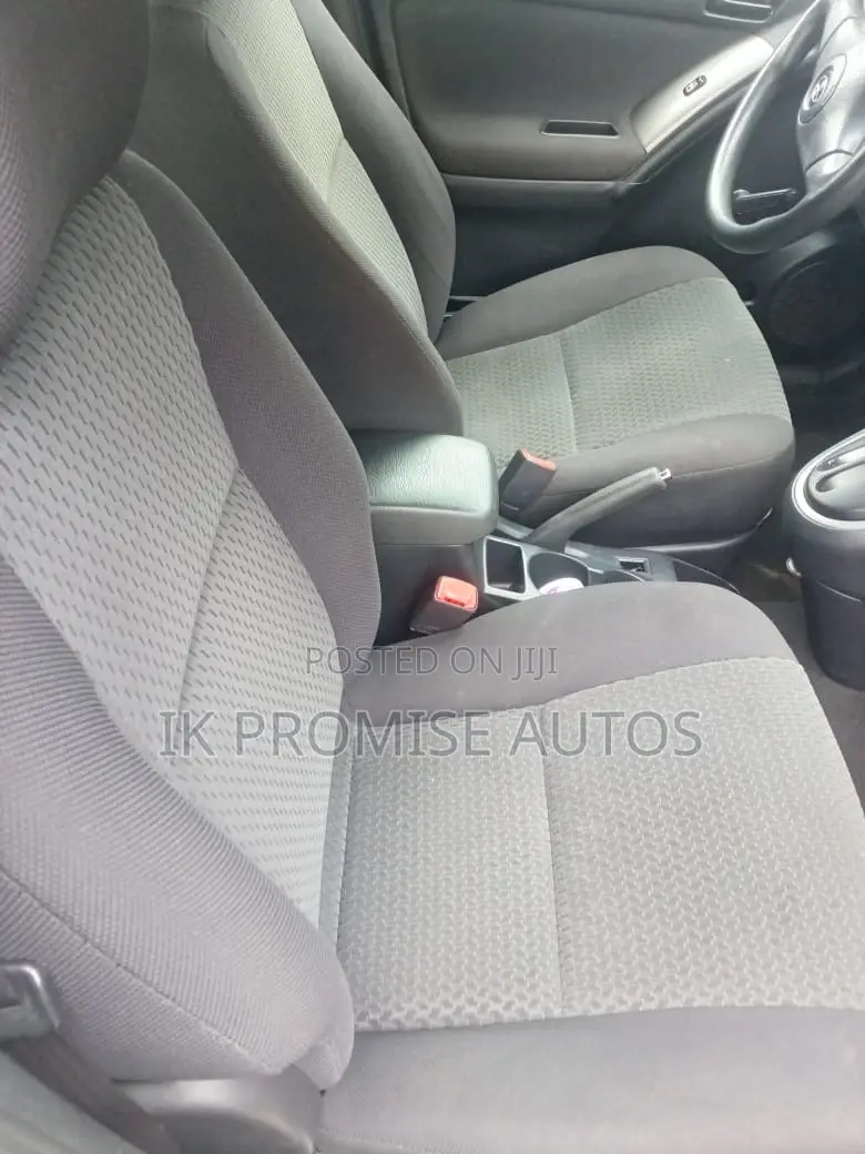 Toyota Matrix 2005 Silver