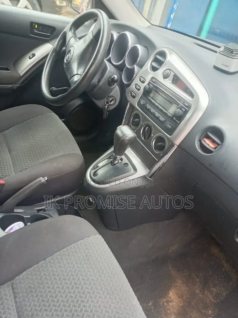 Toyota Matrix 2005 Silver