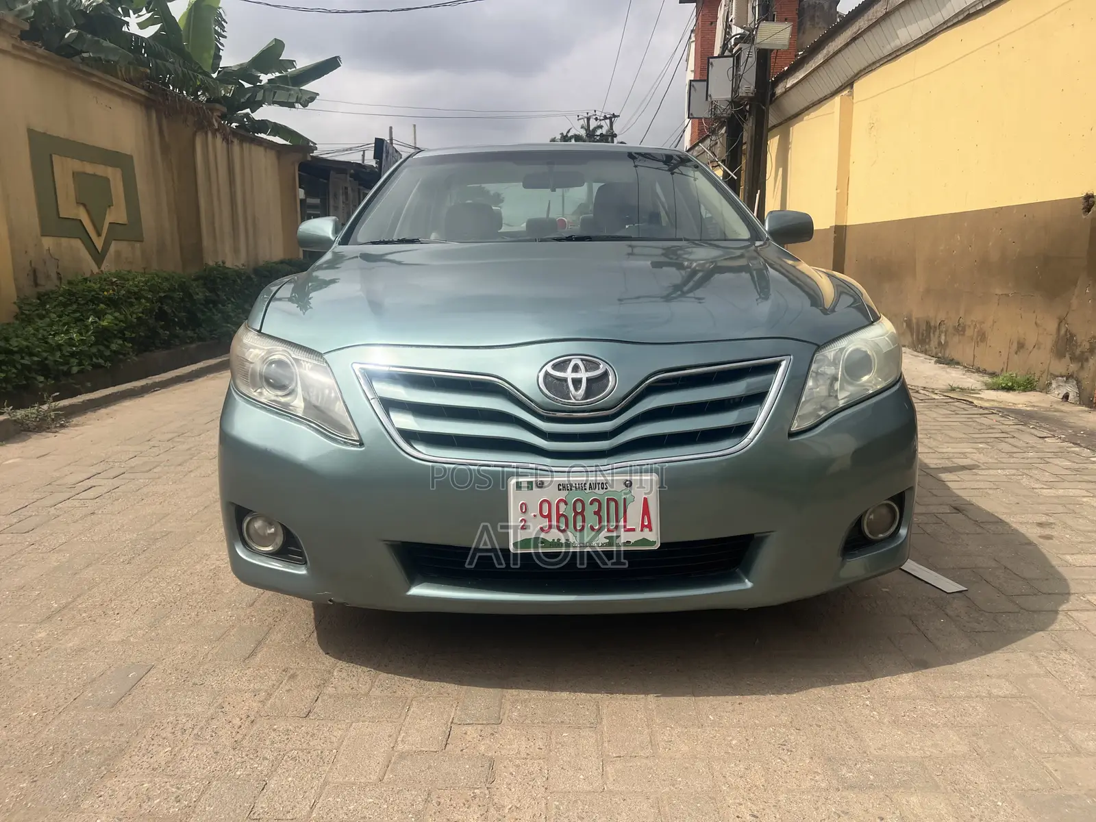 Toyota Camry LE 4dr Sedan (2.5L 4cyl 6AM) 2010 Green