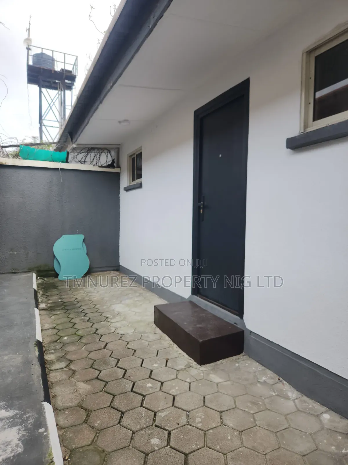 Mini Flat in Lekki Phase 1 for rent