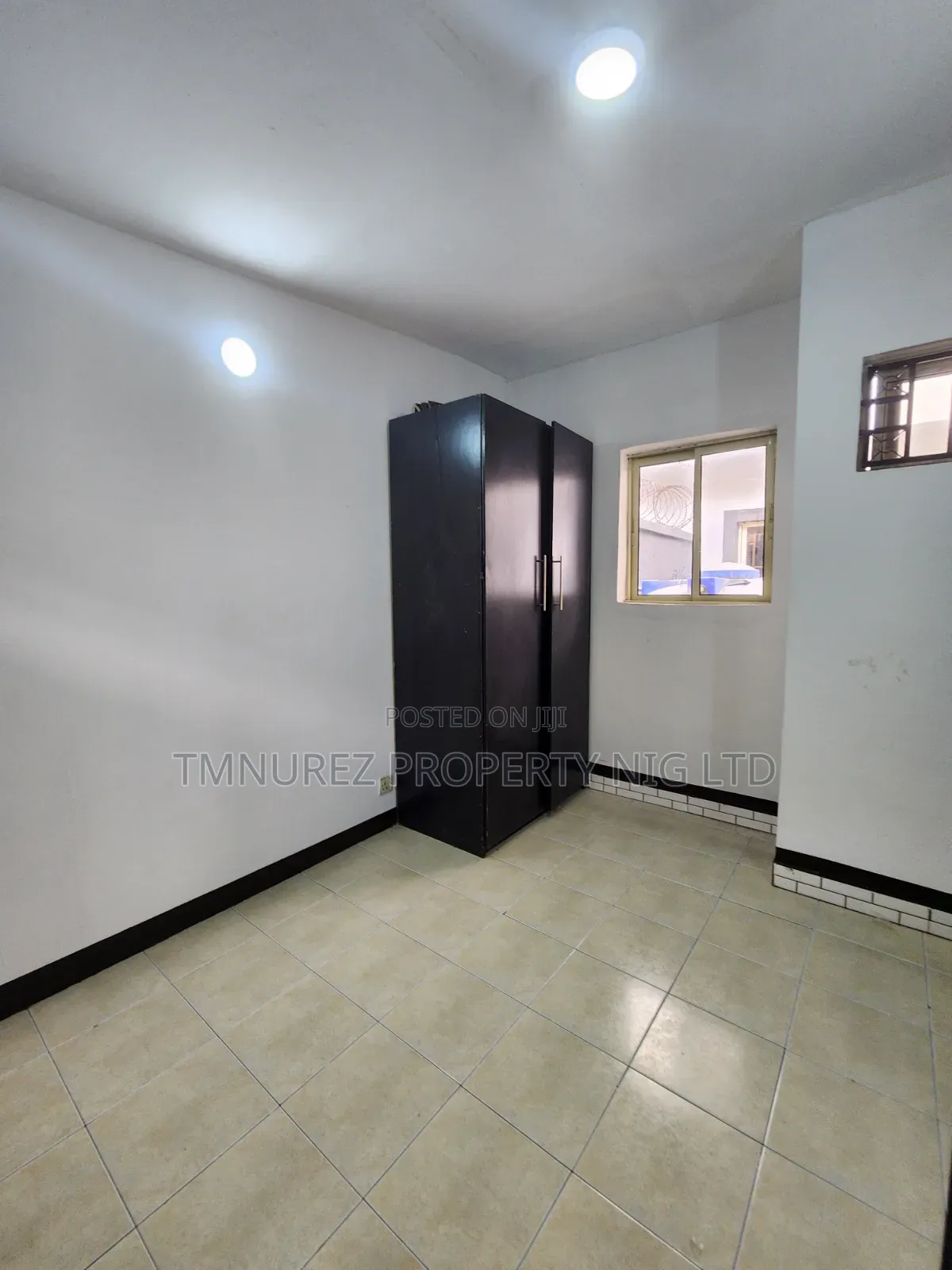 Mini Flat in Lekki Phase 1 for rent