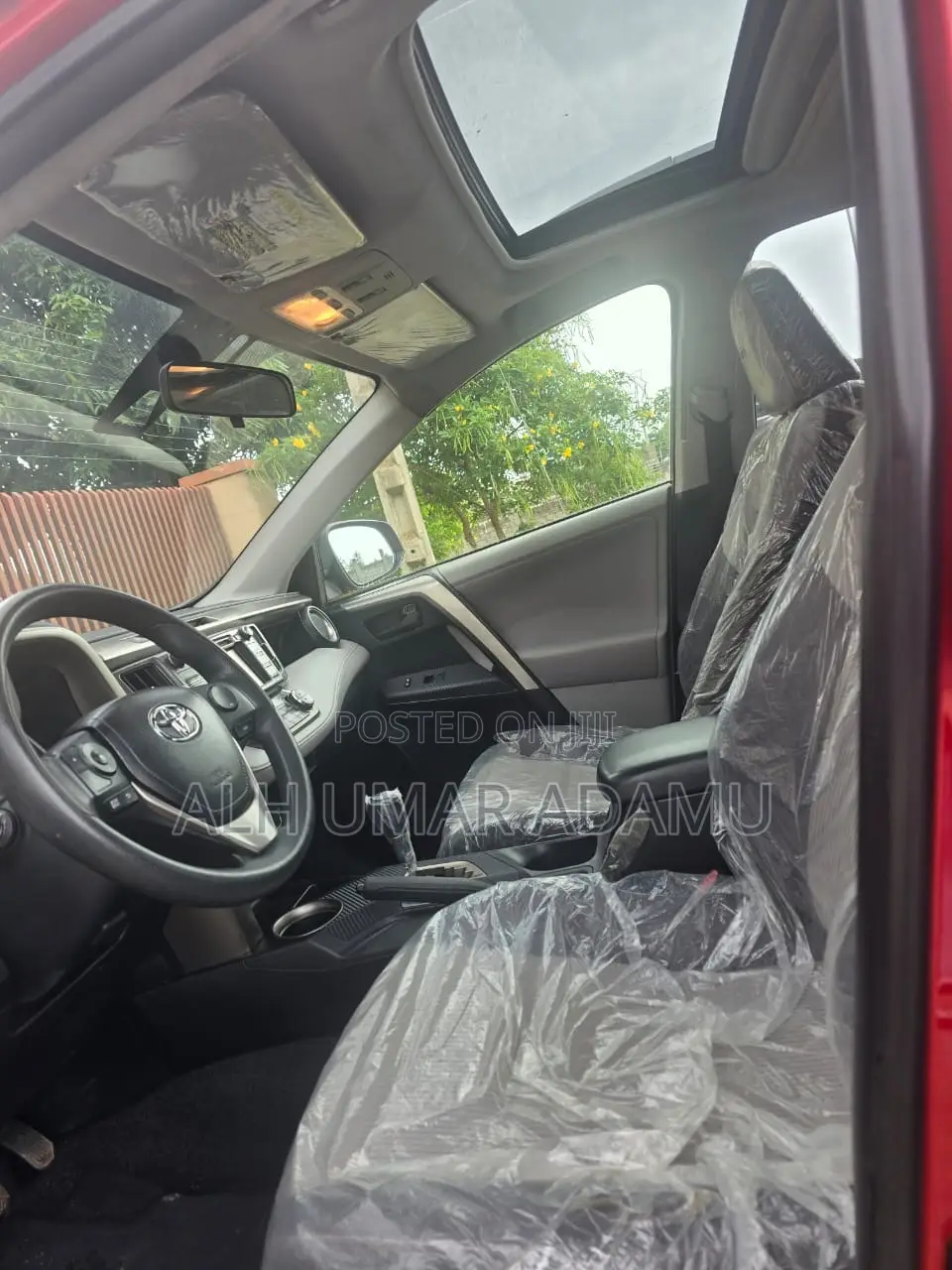 Toyota RAV4 2014 Red