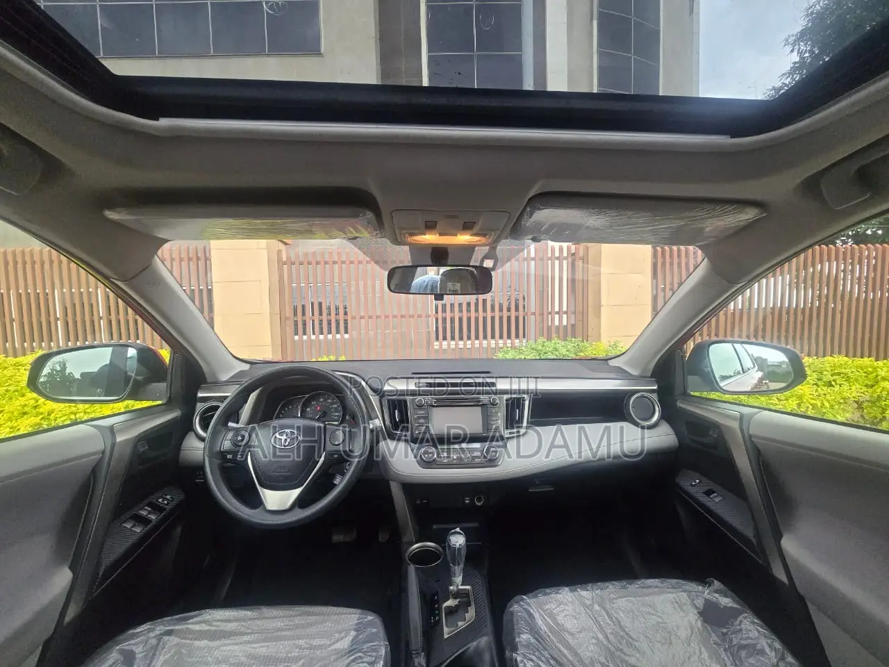 Toyota RAV4 2014 Red