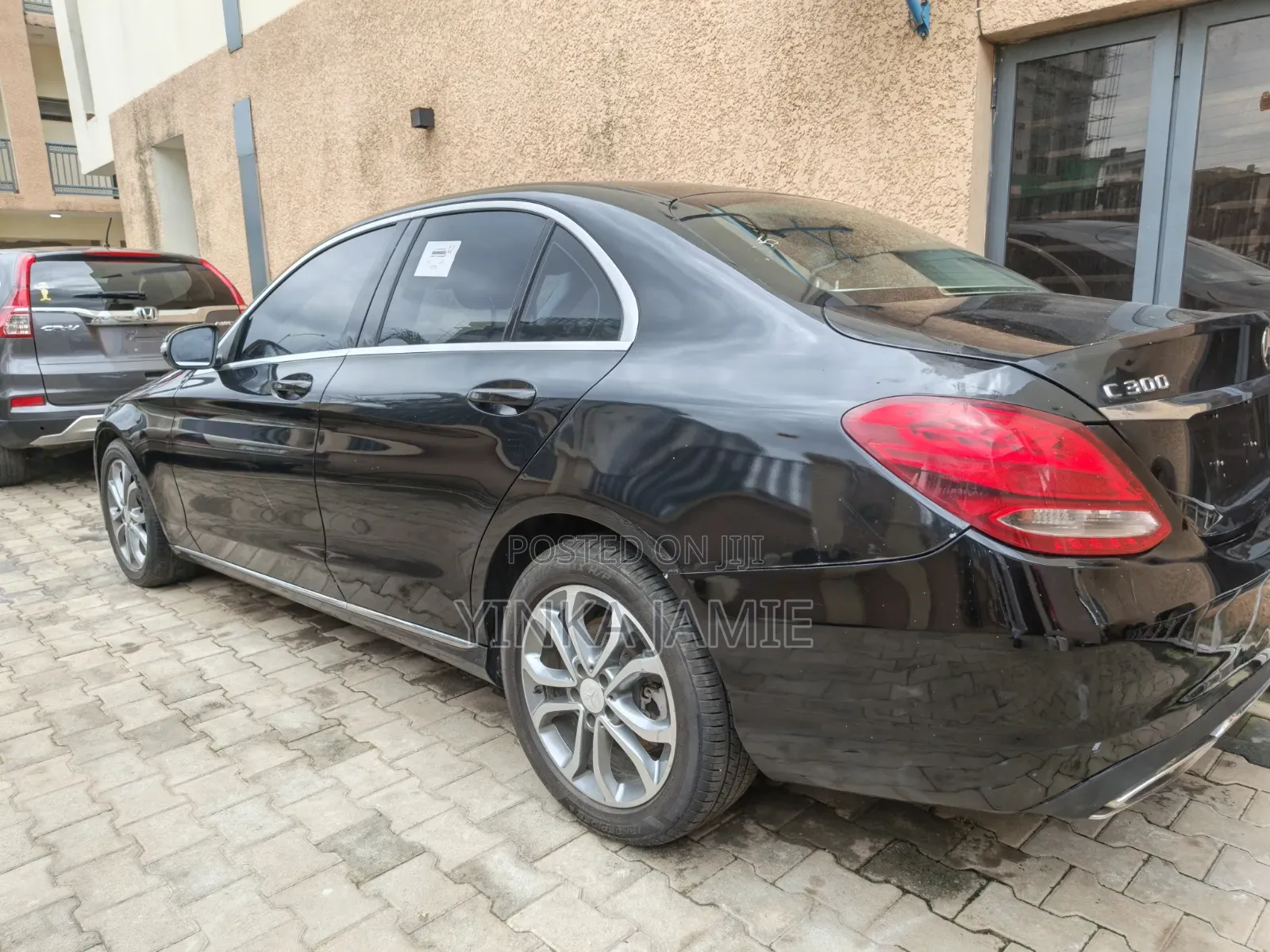 Mercedes-Benz C300 Luxury 4dr AWD 4Matic Sedan (2.0L 4cyl 7A) 2015