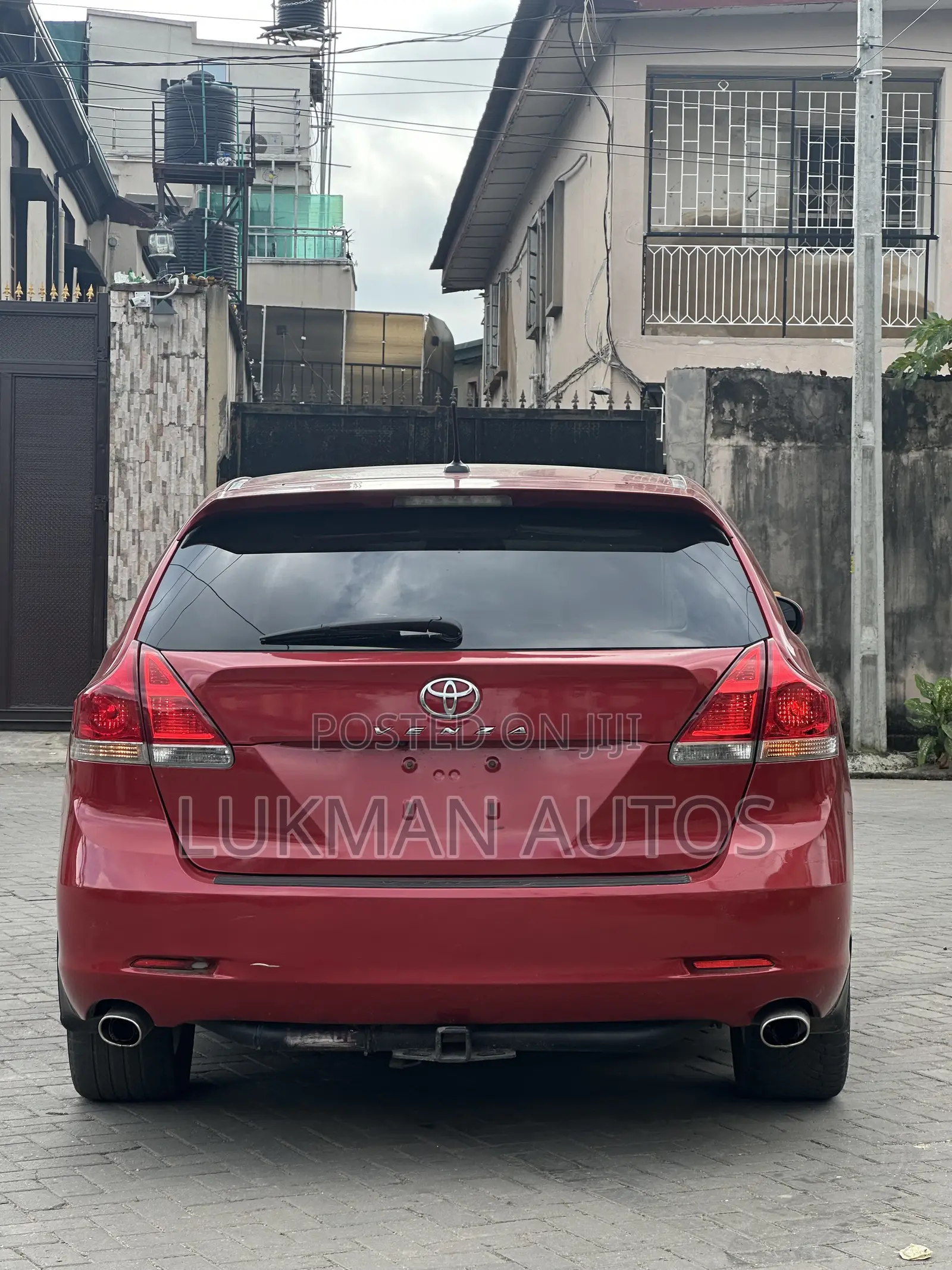 Toyota Venza XLE 2010 Red
