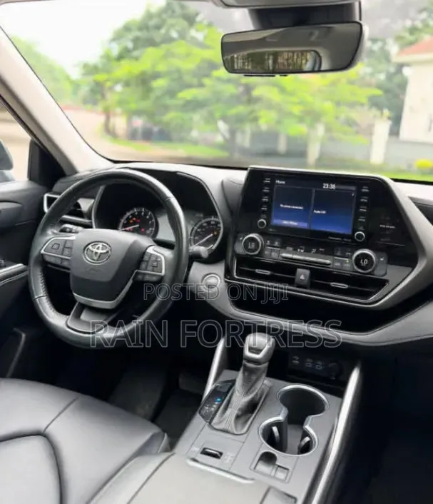 Toyota Highlander 2021 Gray