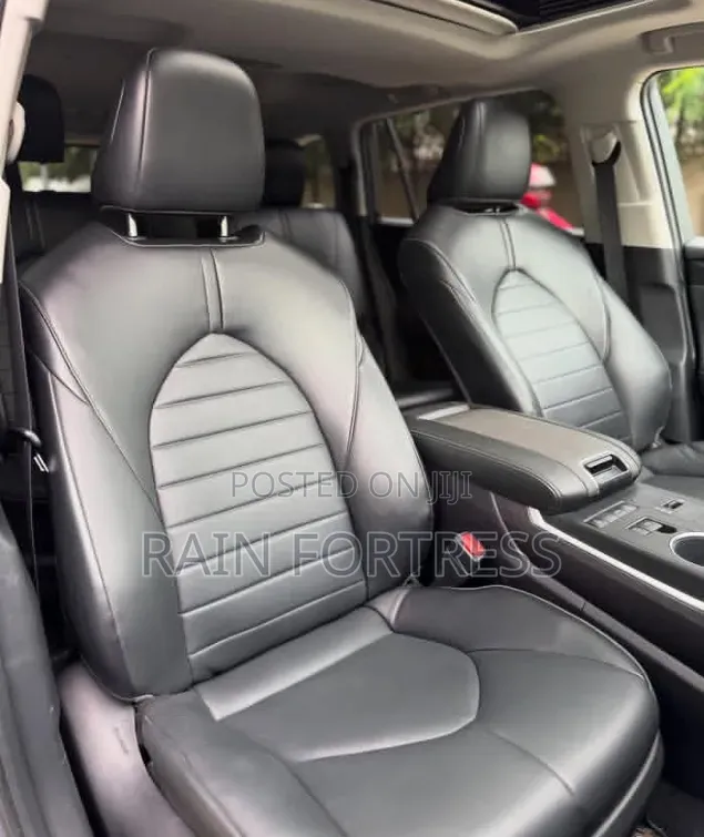 Toyota Highlander 2021 Gray