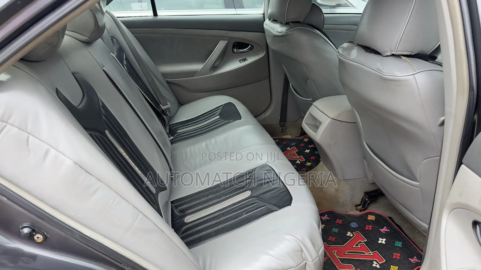 Toyota Camry SE 4dr Sedan (2.5L 4cyl 6AM) 2010 Black