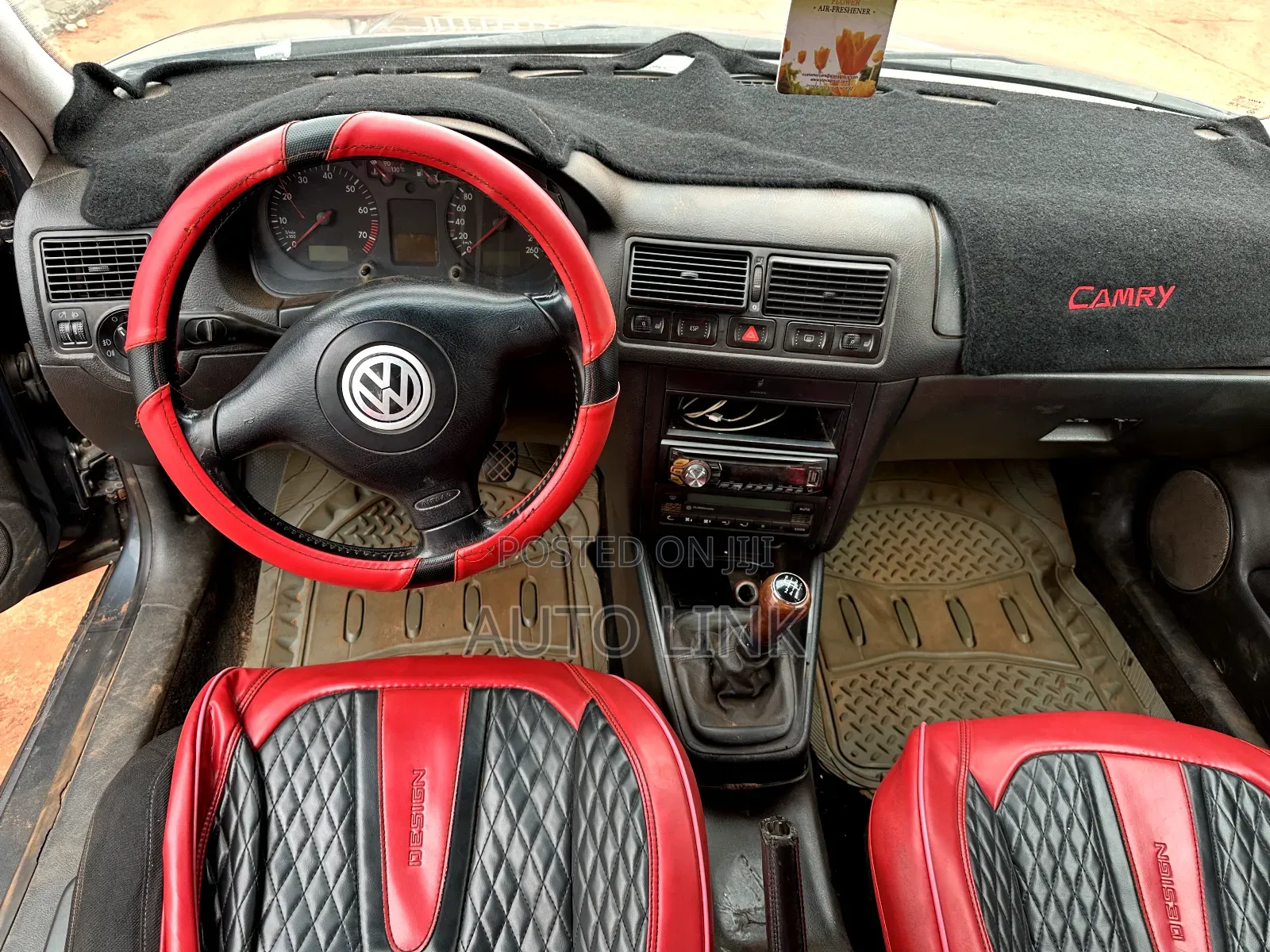 Volkswagen Golf 2004 Blue
