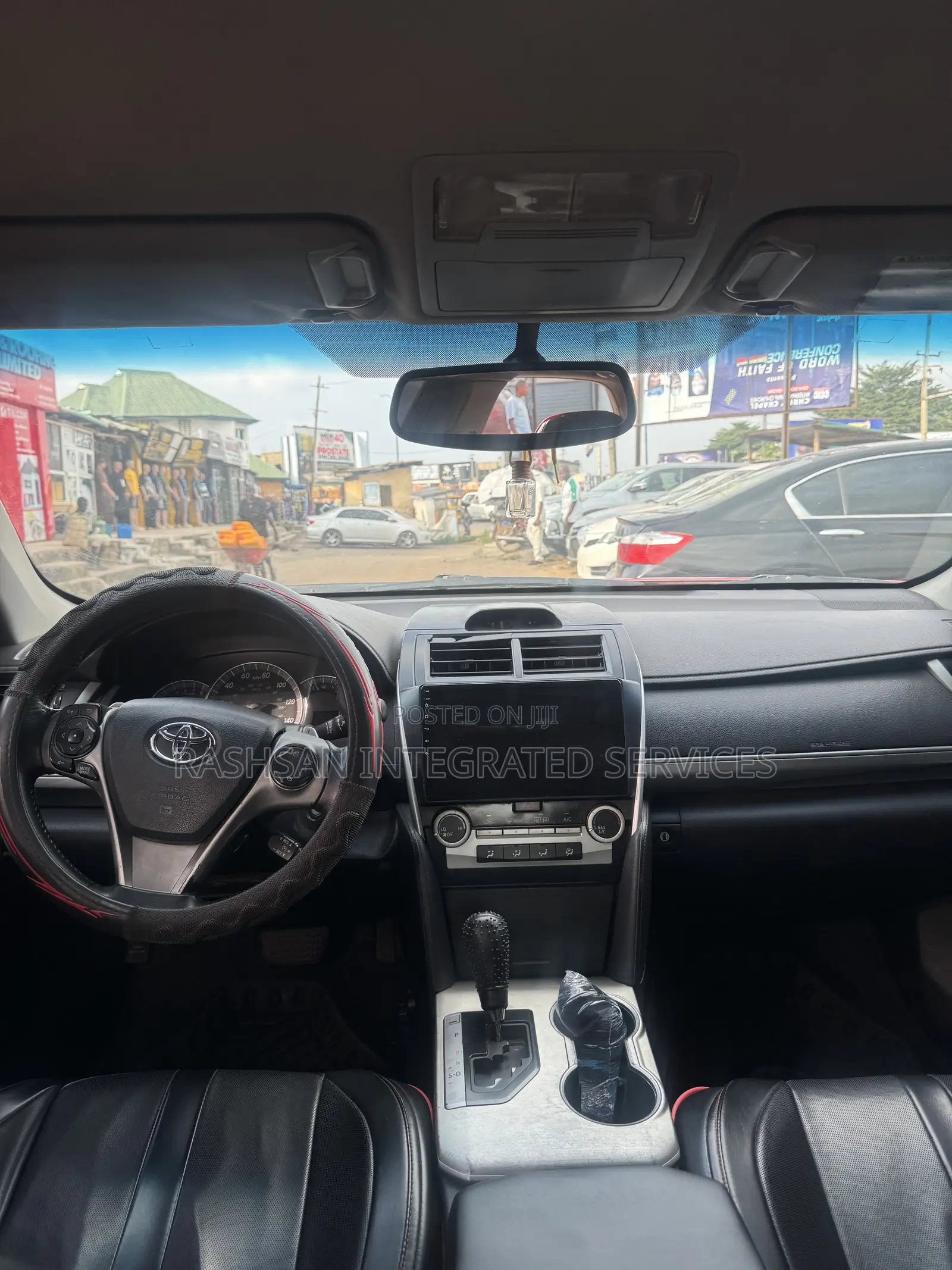Toyota Camry SE 4dr Sedan (2.5L 4cyl 6A) 2014 Red