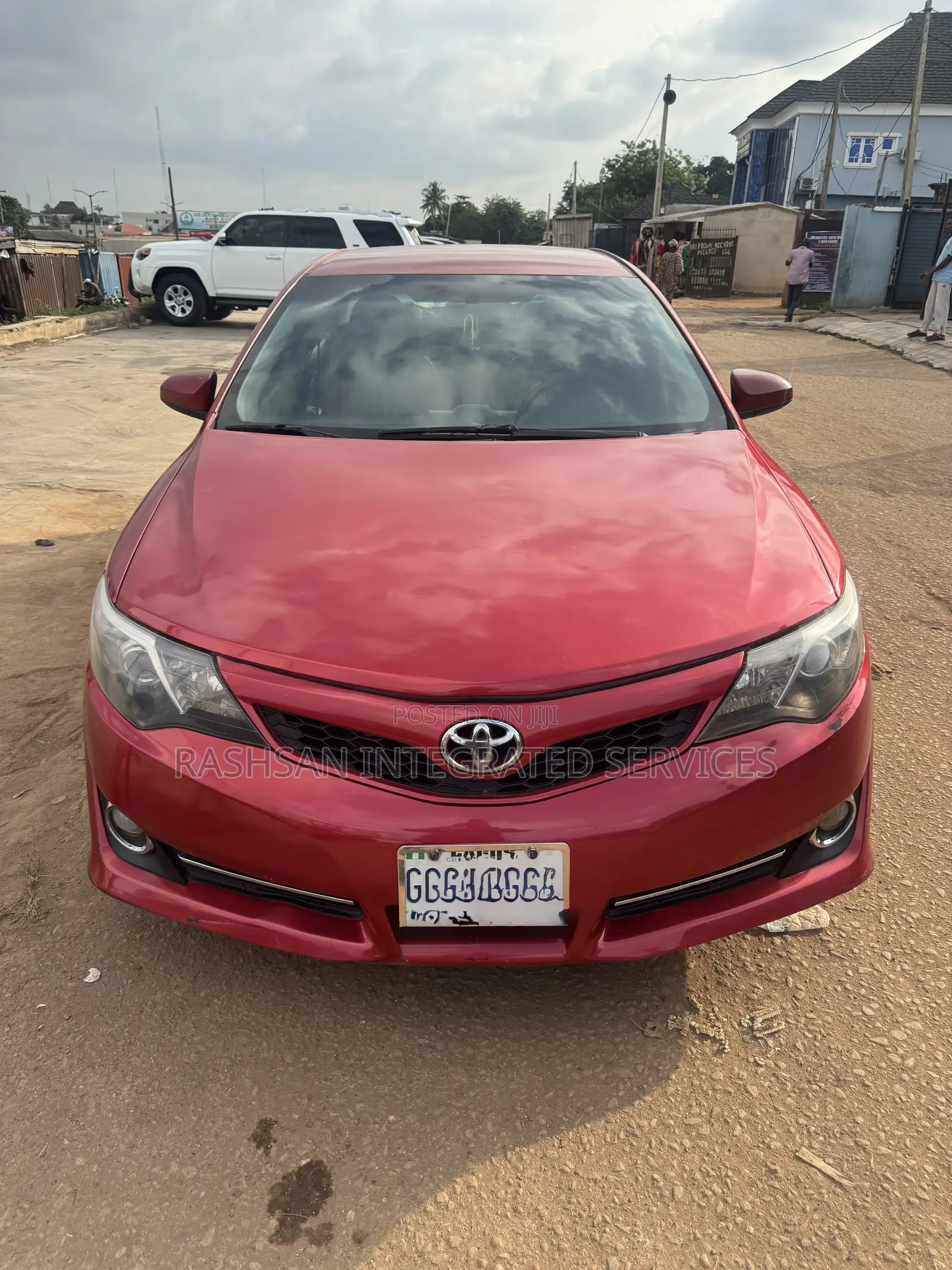 Toyota Camry SE 4dr Sedan (2.5L 4cyl 6A) 2014 Red