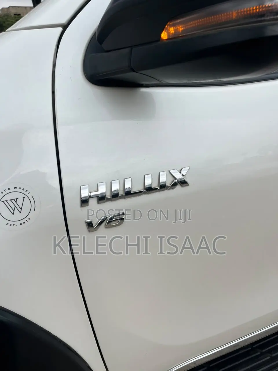 Toyota Hilux 2023 White