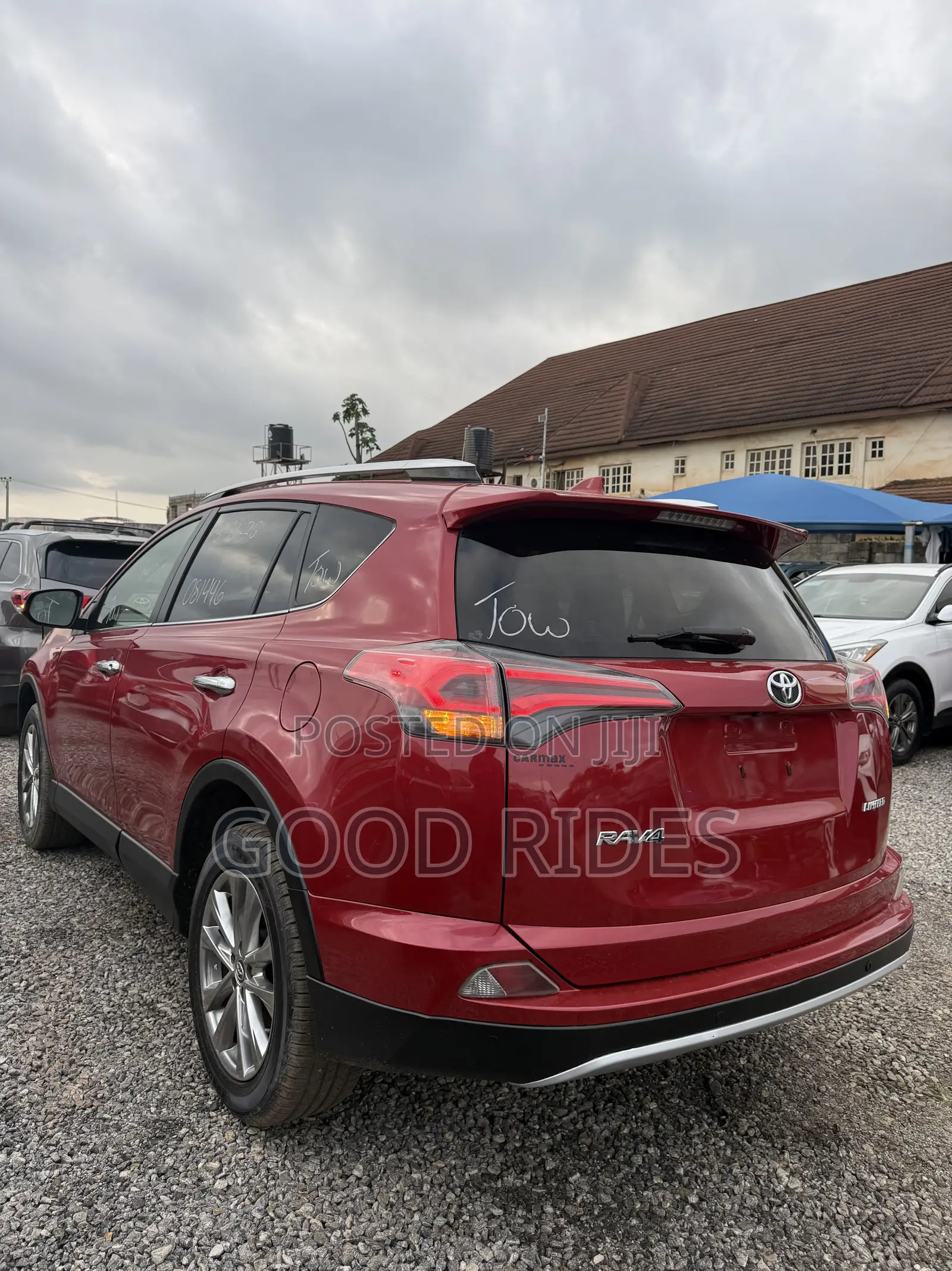 Toyota RAV4 Limited AWD (2.5L 4cyl 6A) 2016 Red