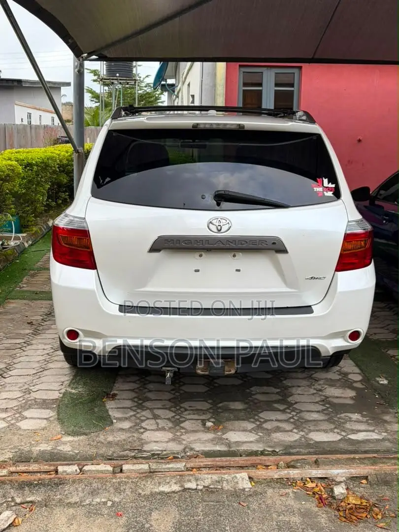 Toyota Highlander 2010 White