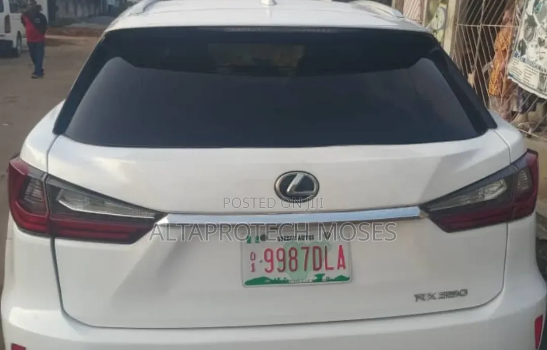 Lexus RX 350 AWD 2017 White