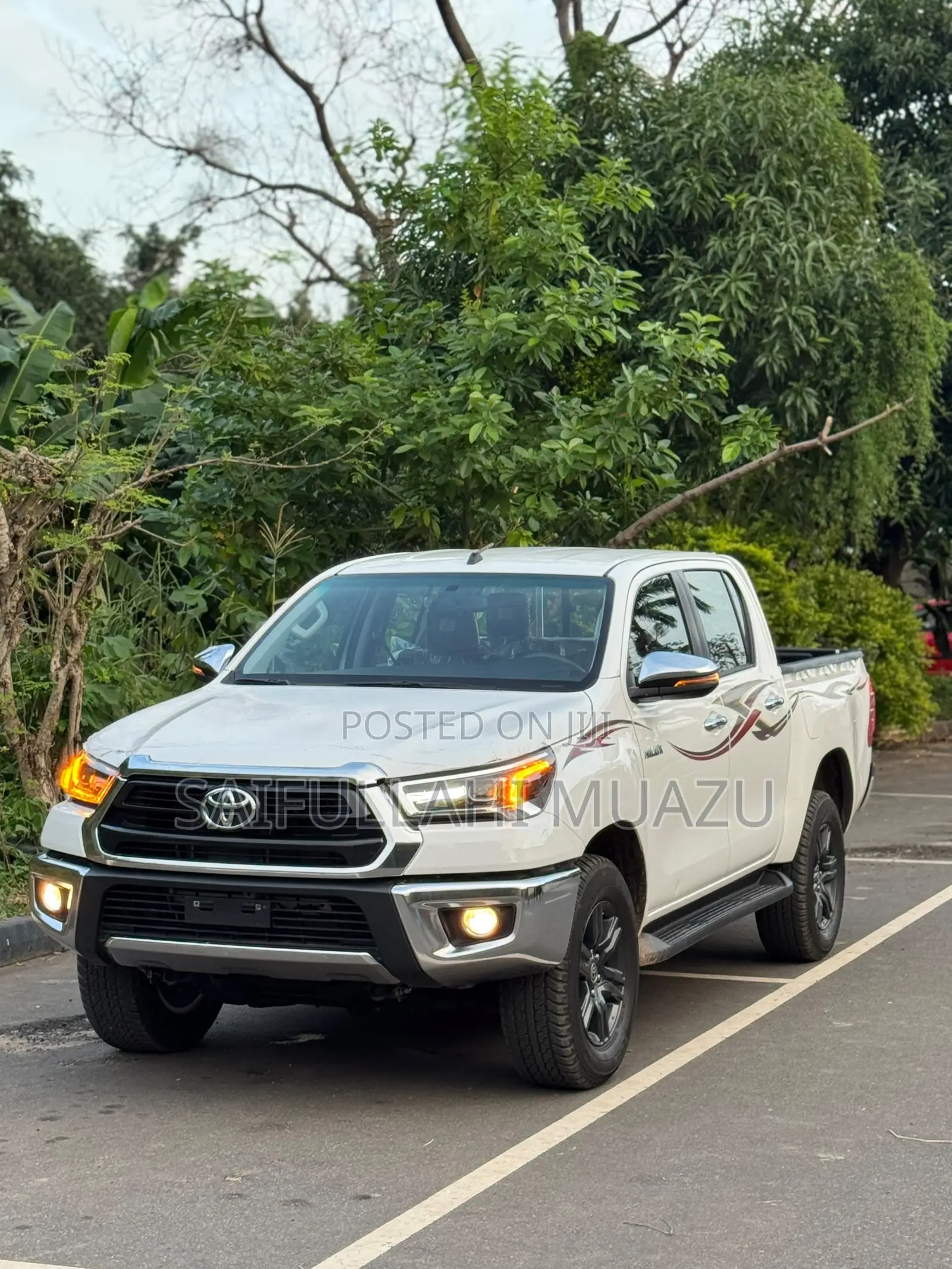 New Toyota Hilux 2026 White