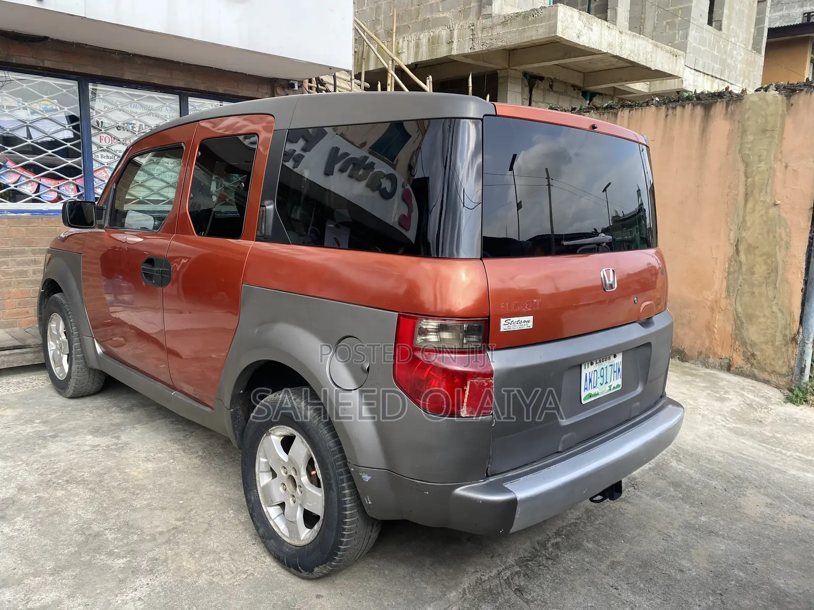 Honda Element LX Automatic 2005 Orange