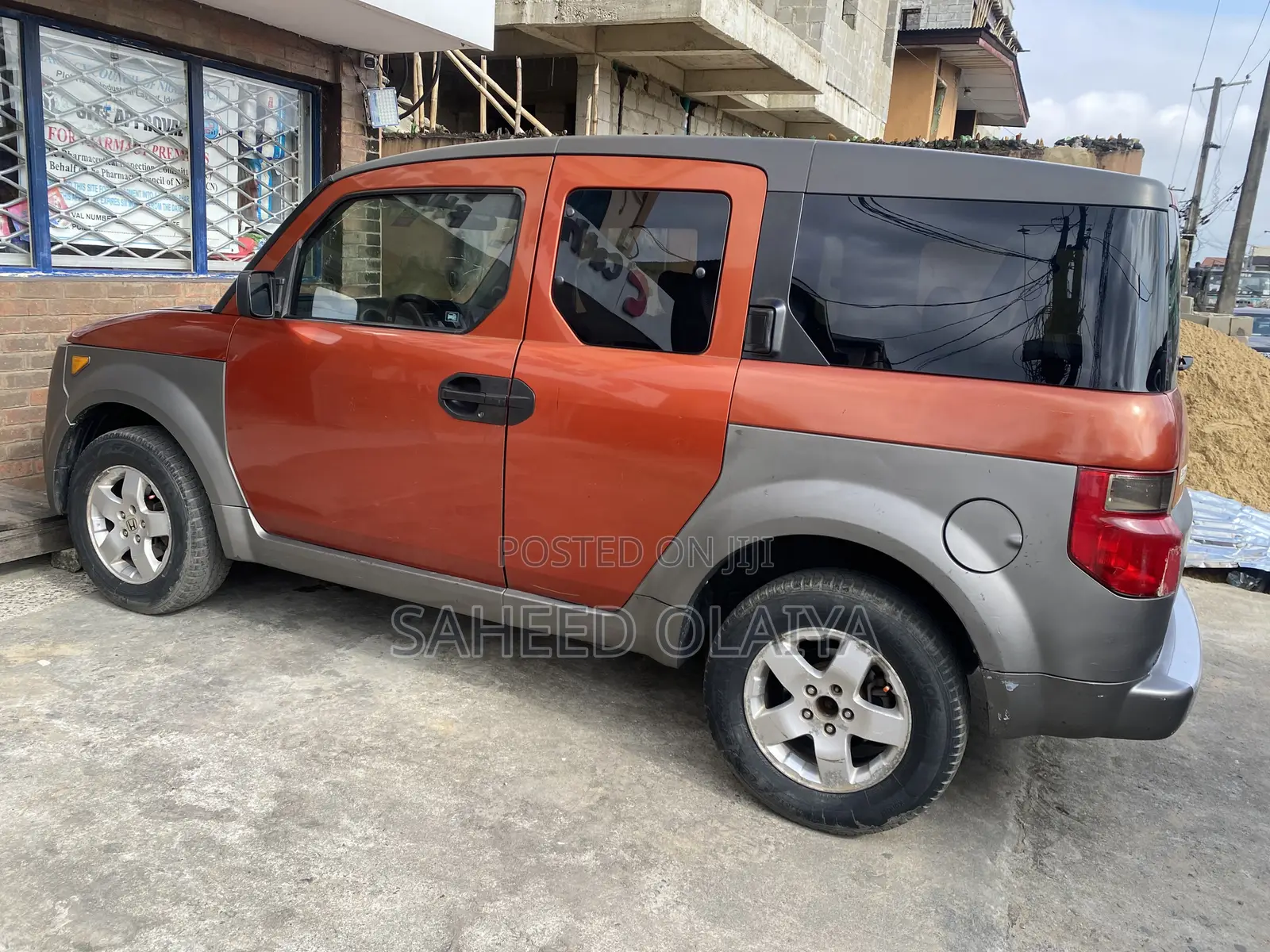 Honda Element LX Automatic 2005 Orange
