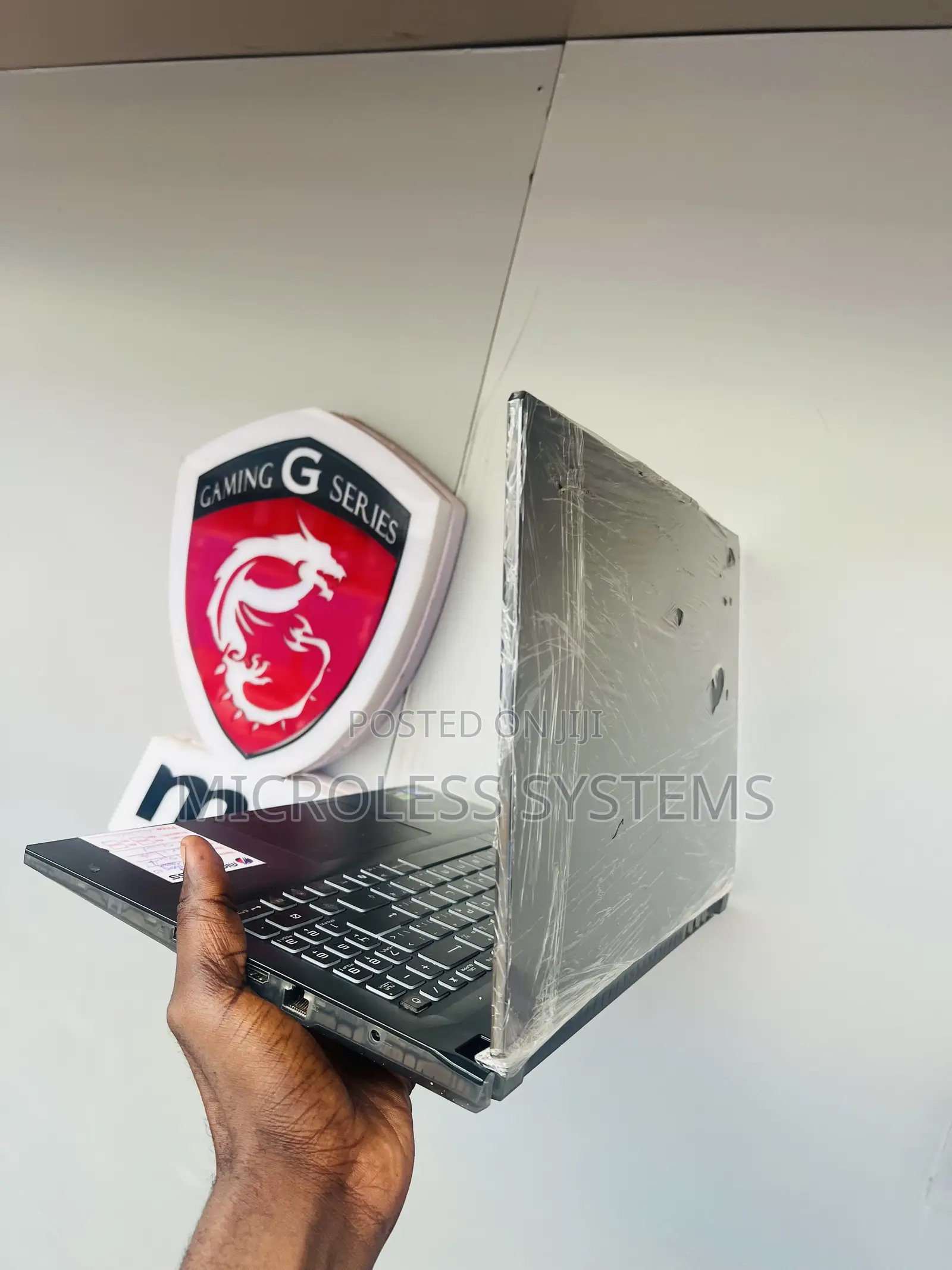 Laptop MSI Cyborg 15 16GB Intel Core i7 SSD 512GB