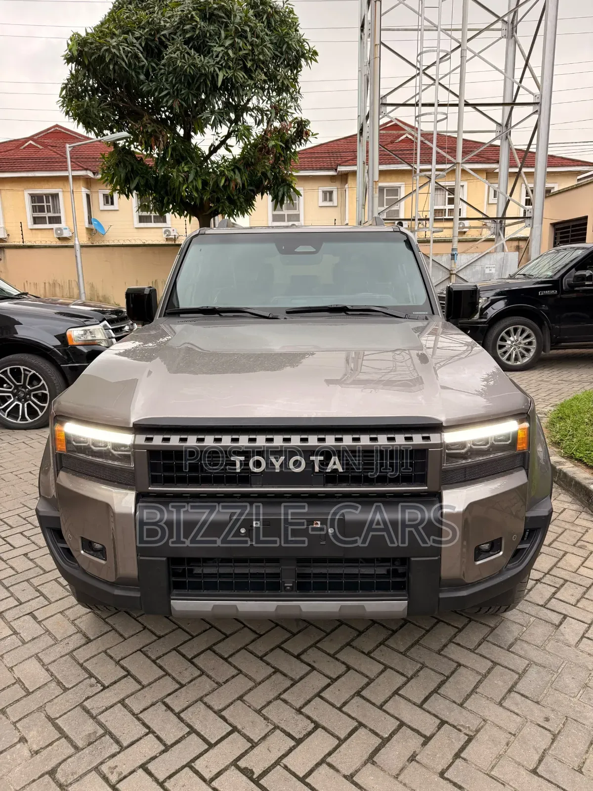 Toyota Land Cruiser Prado 2025 Gray