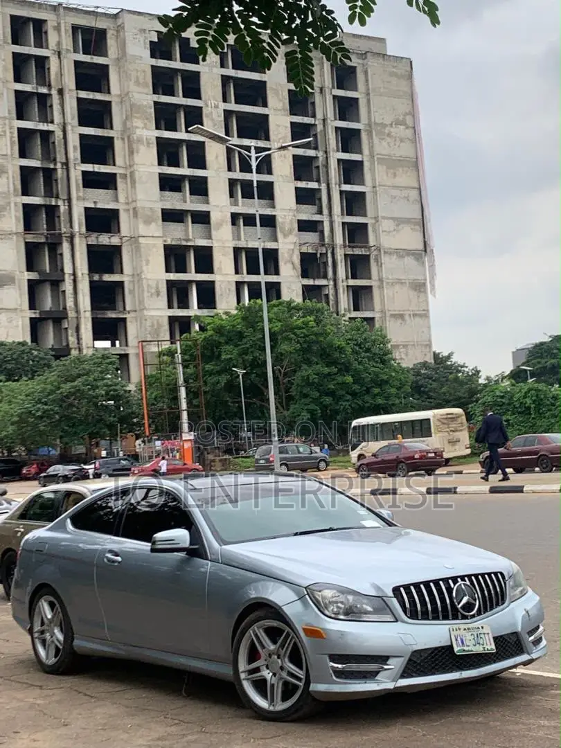 Mercedes-Benz C250 2012 Silver