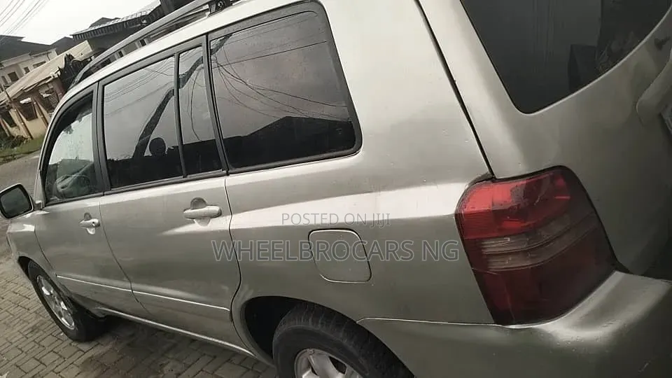 Toyota Highlander Limited V6 4x4 2004 Silver