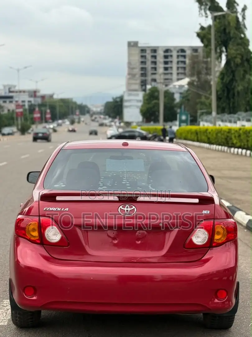 Toyota Corolla 2010 Red