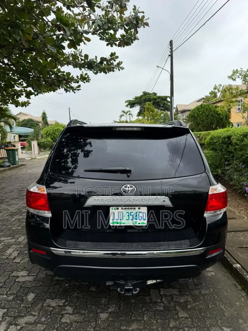 Toyota Highlander 2010 Black